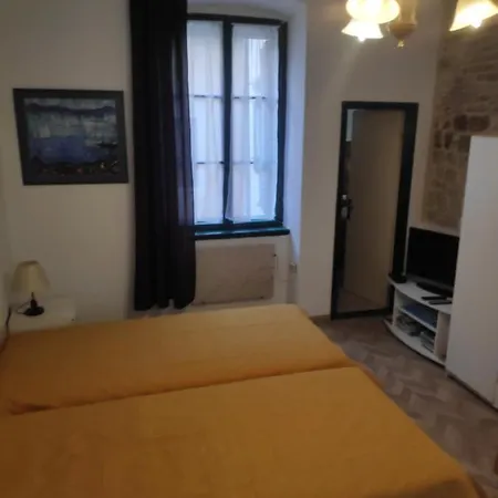 Apartman Poluotok *