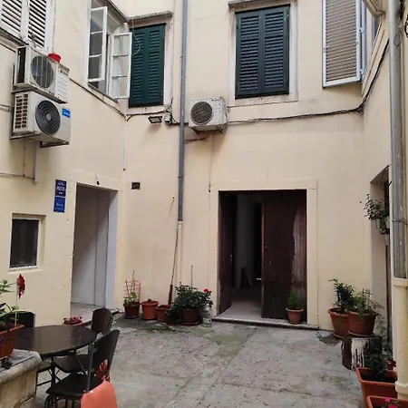 Apartamento Poluotok